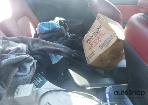 2008 Hyundai Tiburon Gt/Gt Limited/Se z USA, uszkodzony, nr VIN KMHHN66F48U287877